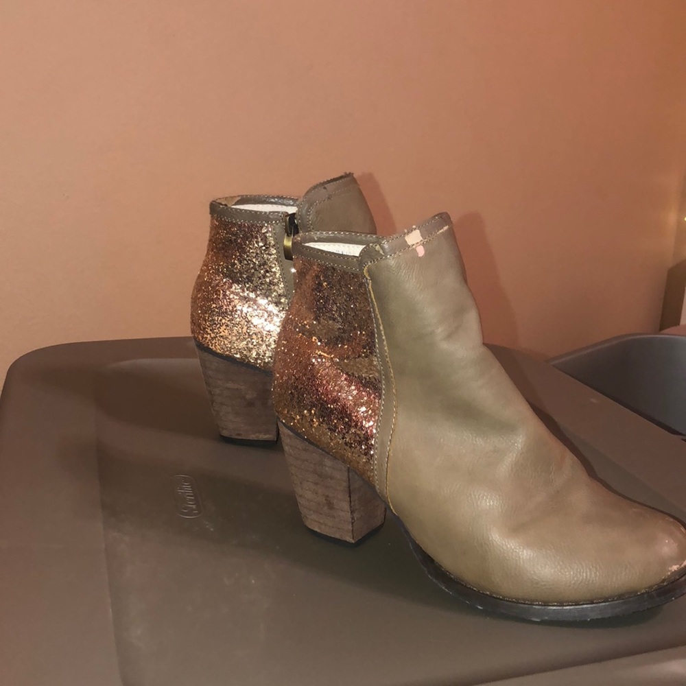 Brown sparkly heeled booties